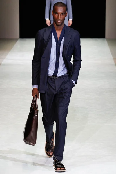 Look 46